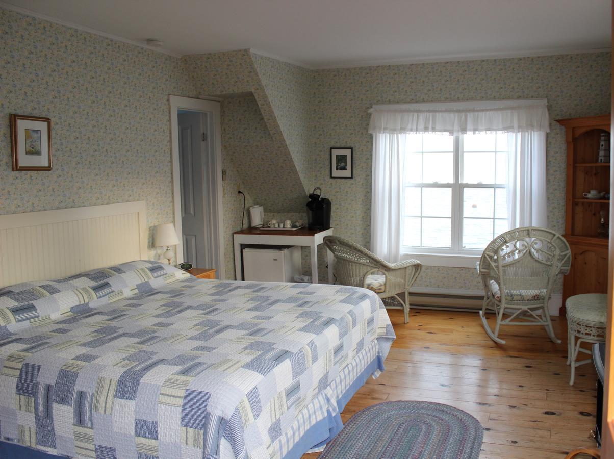 Compass Rose Heritage Inn North Head Стая снимка